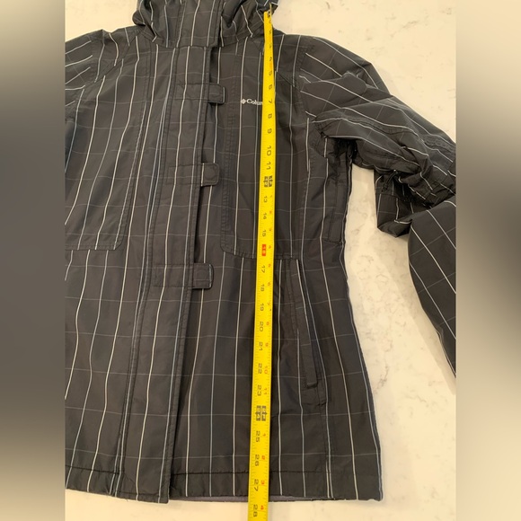 Women’s interchangeable size medium Columbia winter coat - Picture 11 of 16